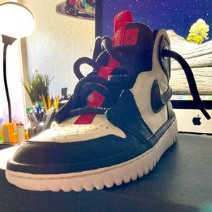 Air Jordan 1 React || MENS/sz 11 **Mint**